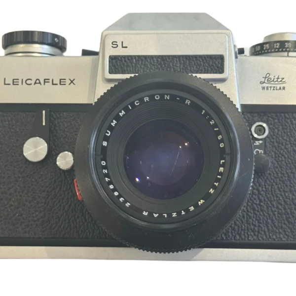 Chrome Leicaflex SL 35mm SLR with Leitz Summicron-R lens